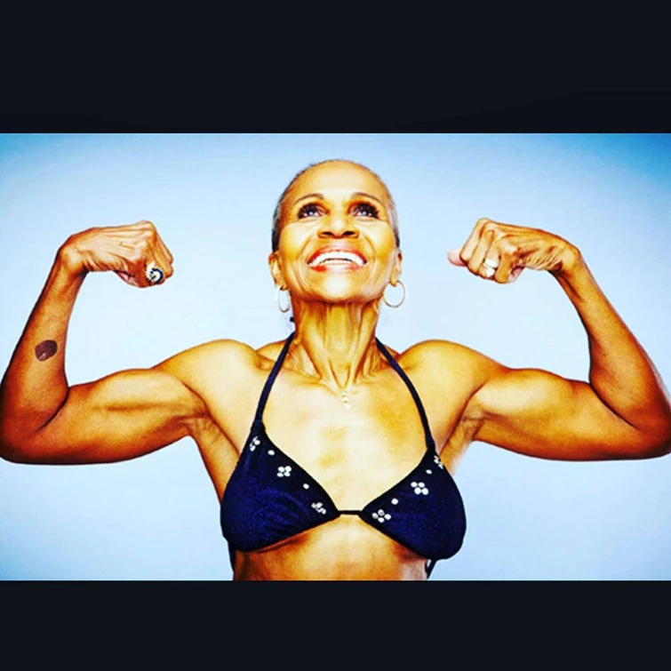 Ernestine Shepherd la body builder di 80 anni più vecchia del mondo