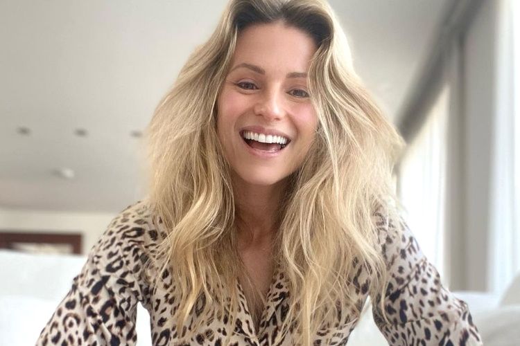 Michelle Hunziker E Il Nuovo Taglio Di Capelli Shock Le Foto MilleUnaDONNA