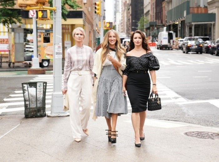 Dentro il guardaroba da sogno di Carrie Bradshaw: l'armadio di And