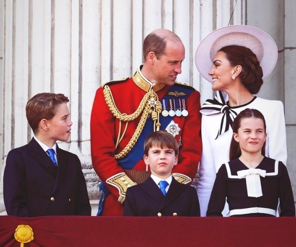 Kate e il messaggio a sorpresa ecco a chi è rivolto William con la barba conquista i social