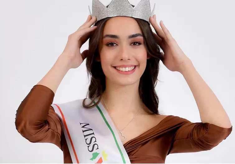 Lavinia Abate è la nuova Miss Italia ma rivela Cè lo zampino di Caterina Murino