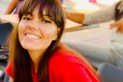 Violenze persecuzioni e video di minacce via social la storia di Elisa che dopo due denunce aspetta che il suo ex armato sia fermato