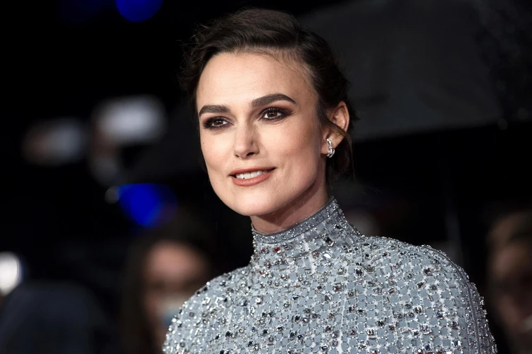 Keira Knightley parla per la prima volta della sua famiglia Mia figlia è dislessica come me E svela lincontro col marito