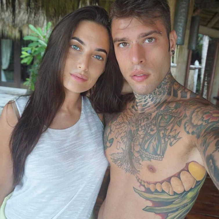 Giulia Valentina ex di Fedez è in incinta il compagno misterioso e quel like che non ti aspetti 