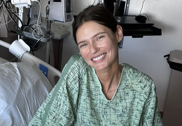 Bianca Balti e il terribile annuncio: &quot;Ho un cancro ovarico al terzo stadio ma so che ce la farò&quot;