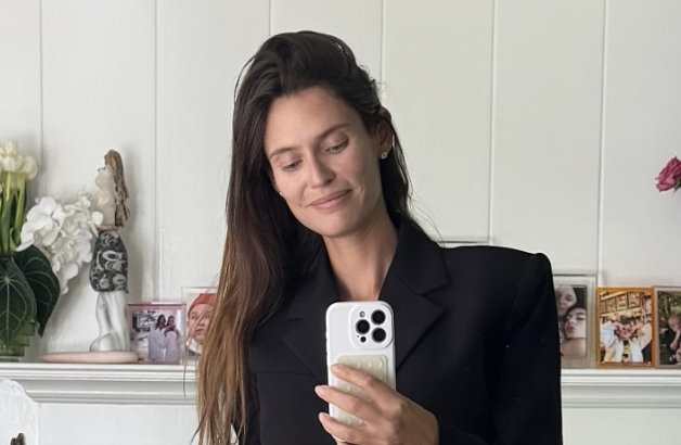 Bianca Balti si mostra nuda con la cicatrice e i capelli corti Oggi inizio la chemioterapia