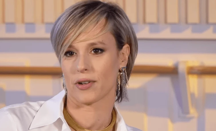 Federica Pellegrini a ruota libera Quando ho baciato una donna e sono stata tradita 