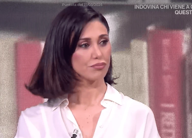 Taglio netto a capelli e al passato La nuova Belen le parole su Virginia Raffaele e quelle su Mediaset