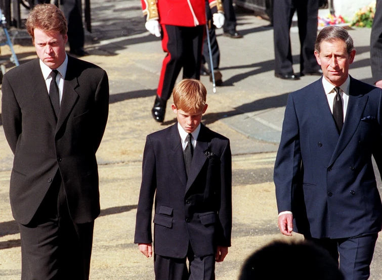 Harry e lincidente di Lady Diana il principe svela le parole che usò il padre Carlo per dirgli che era morta