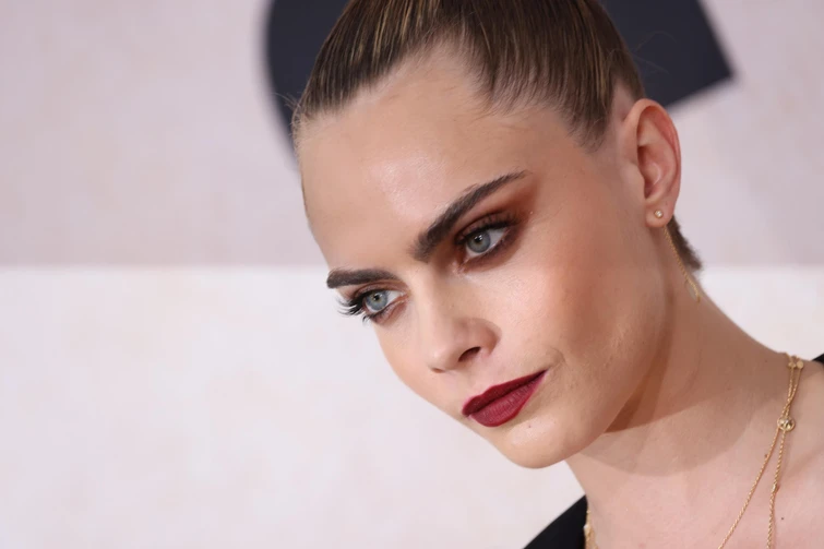 Cara Delevingne La prima sbronza a 8 anni Tutta la vita dipendente dallalcol e ora la libertà