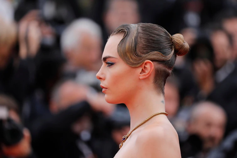 Cara Delevingne La prima sbronza a 8 anni Tutta la vita dipendente dallalcol e ora la libertà