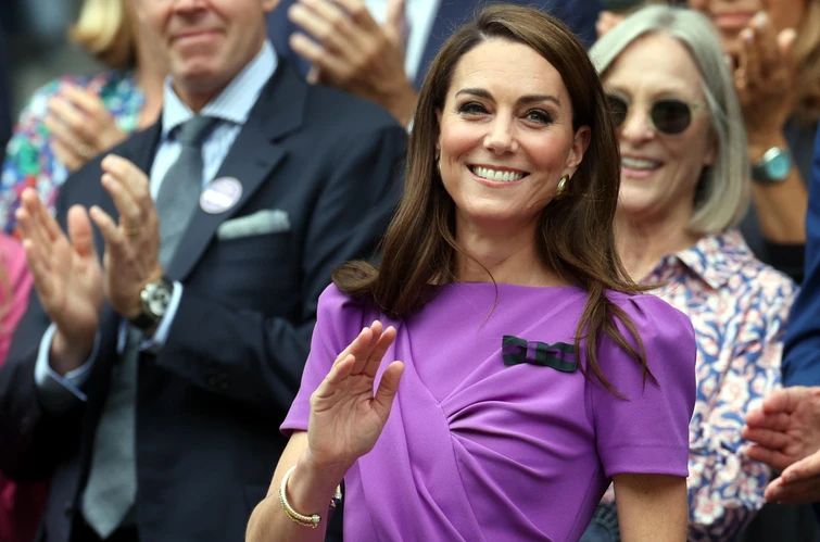 Kate Middleton tutti in piedi per lei a Wimbledon il perché del colore lilla e le sue parole