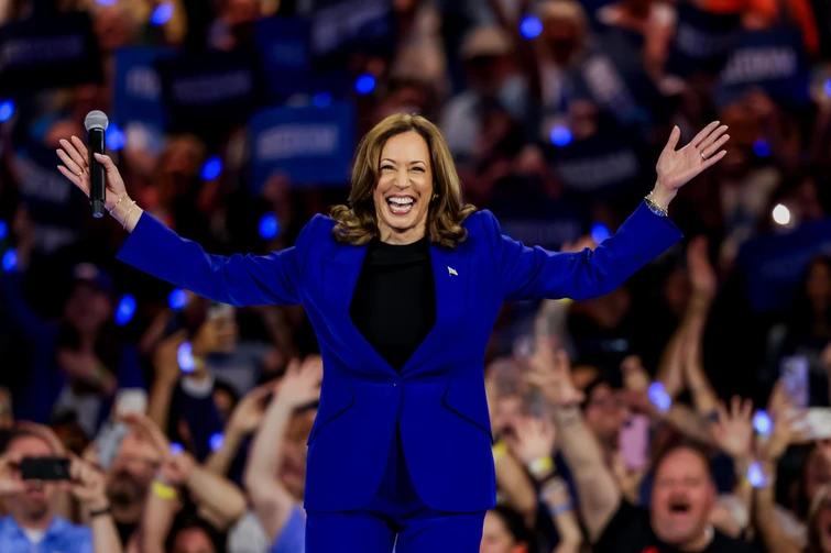 Kamala Harris e la divisa da candidata 