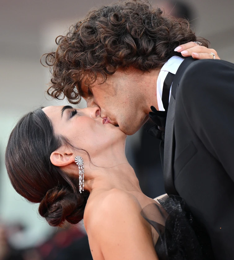 Dalle Olimpiadi a Venezia Paola Egonu e Gianmarco Tamberi coi partner vincono anche sul red carpet