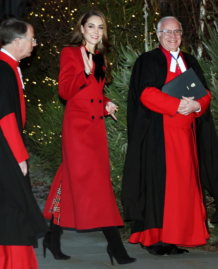 Kate Middleton e il segreto col figlio Louis Mamma sto scoppiando Tenero retroscena al concerto di Natale