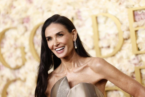 Golden Globes la rivincita di Demi Moore tra le lacrime pensavo che la mia carriera fosse finita Tutti i premi