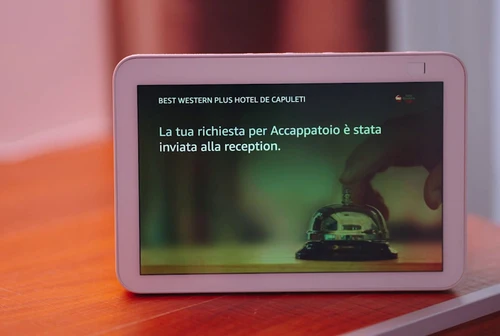 Alexa conquista gli hotel italiani i turisti apprezzano