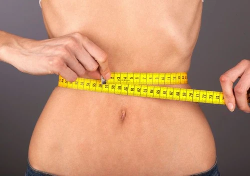 Anoressia e bulimia due proposte di legge per combatterle nella moda e web