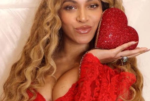 Beyoncè Che stress quando mi chiedono se sono incinta Ma la risposta è tagliente