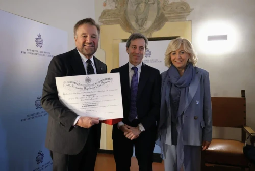 Christian De Sica nominato Commendatore di SantAgata a San Marino