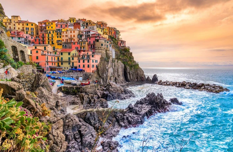 Quali sono le 20 spiagge più instagrammate dEuropa a guidare la classifica due località italiane