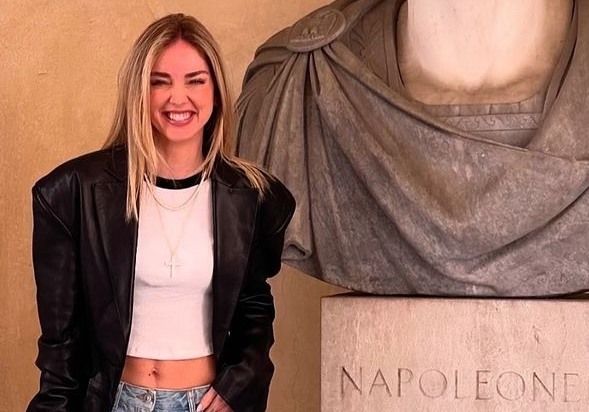 Ferragni Fedez e la sindrome da Napoleone la frecciata e i commenti degli amici