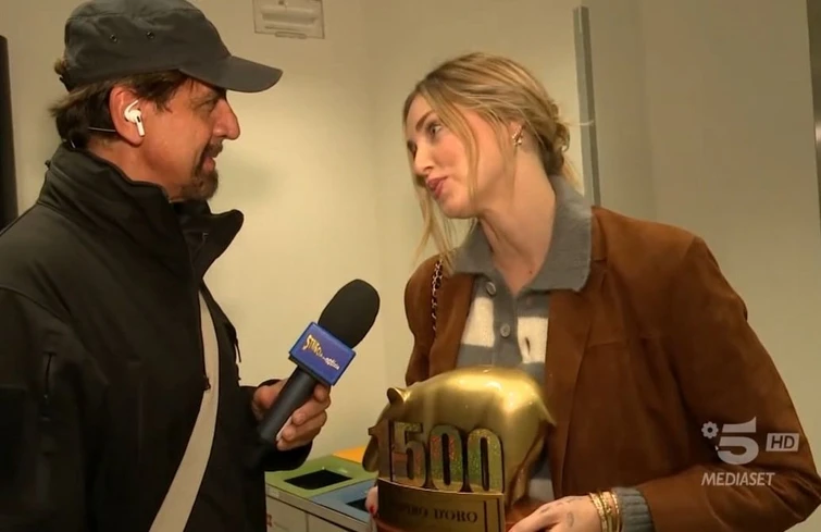 Tapiro doro a Chiara Ferragni che replica a Taylor Mega Io e Fedez una coppia aperta Ecco comè andata