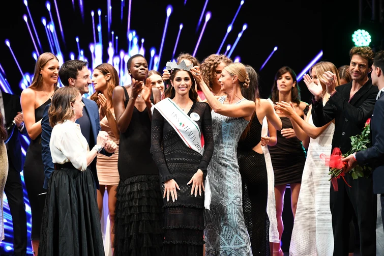 Miss Italia 2024 è la toscana Ofelia Passamonti seconda la sarda Elisa Armosini