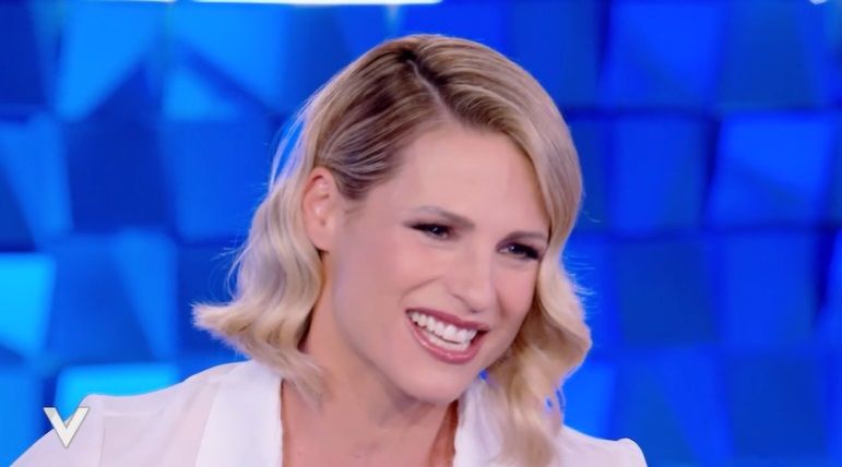 Michelle Hunziker altro che suocera! &quot;Io e Goffredo siamo molto uniti, vorrei un uomo come il fidanzato di mia figlia Aurora&quot;