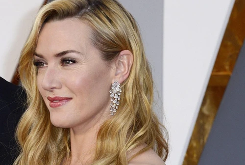 Kate Winslet e quella scena di nudo Non nascondo la pancia Ecco perché vuole mostrare tutto di sé