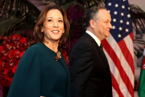 Kamala Harris il marito costretto a confessare E vero ho tradito la mia prima moglie ma in soccorso arriva proprio la ex