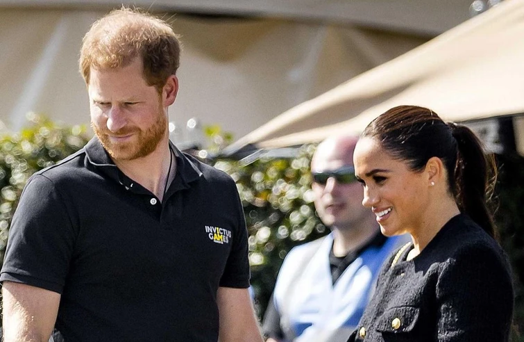 Come cacciatori di ambulanze perché Harry e Meghan sono di nuovo nella bufera