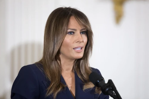 Paura per Melania Trump intervento chirurgico per patologia benigna