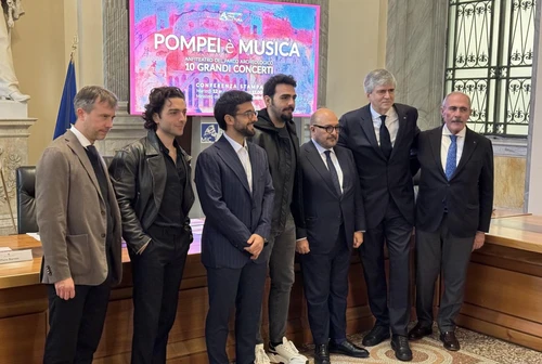 Presentati al MIC i 10 grandi concerti estivi allAnfiteatro di Pompei