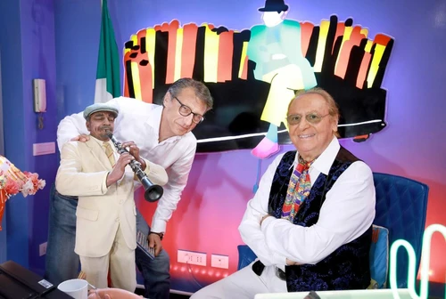 Renzo Arbore torna in tv con Appresso alla musica