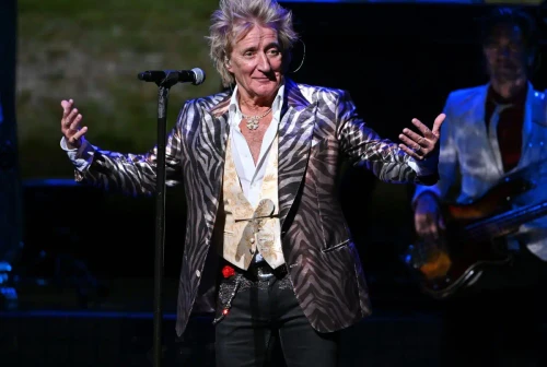 Rod Stewart compie 80 anni