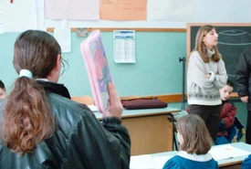 La dirigente scolastica e le dure parole ai genitori Ecco cosa insegnate ai vostri figli