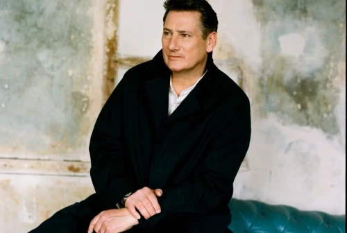 Tony Hadley torna al rock con il tour estivo