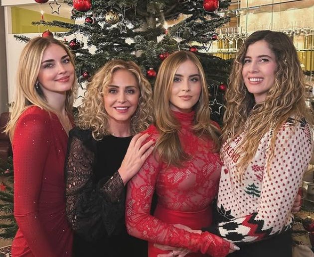 Chiara Ferragni saluta il 2024 in lacrime Non ti odio Lemozione dei fan