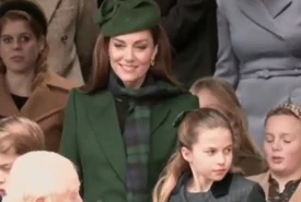 Kate il Natale dopo la malattia il messaggio nascosto dietro il look e quellabbraccio che ha commosso tutti