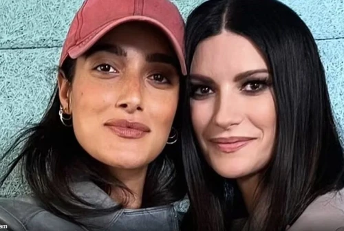 Laura Pausini la sorella e Levante lincredibile coincidenza di Ti porterai lontano