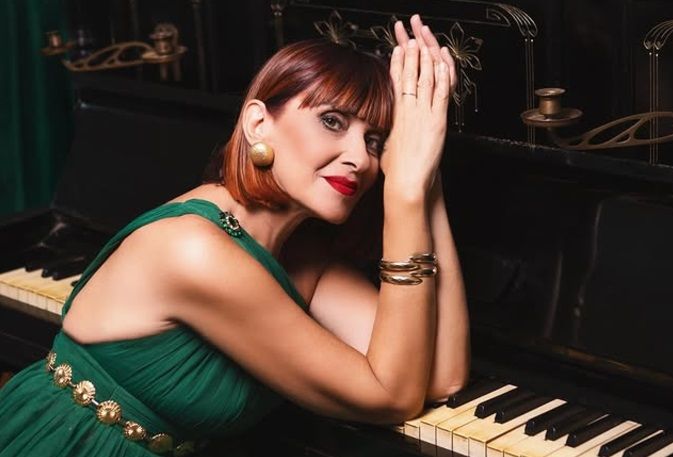 Giuseppina Torre: “Perché suono con le mie scarpe sul pianoforte”